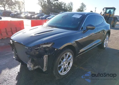 2021 Aston Martin Dbx z USA, uszkodzony, nr VIN SCFVUJAW1MTV02864